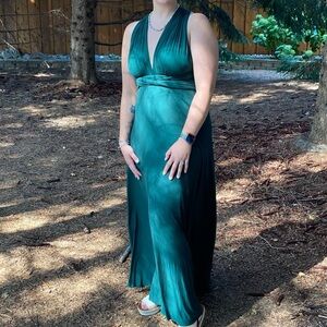 Lulus Forest Green infinity dress